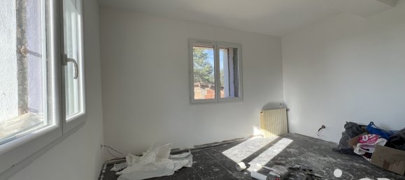 Дом с 2 спальнями в От-Ривуар, Франция № 275975 4