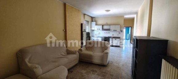 2 Schlafzimmer Wohnung in Osio Sotto, Italy, Nr. 305595 2
