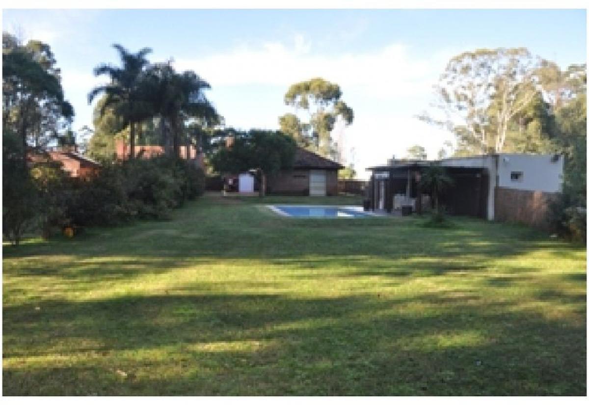 3 bedrooms House in Maldonado, Uruguay No. 6819