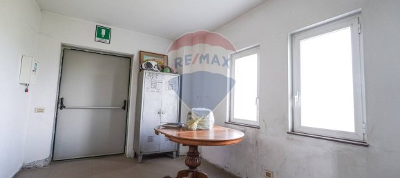 Склад 570м² в Левате, Италия № 289768 21