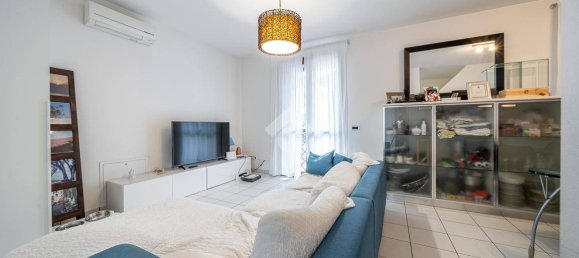 4 bedrooms Villa in Quattro Castella, Italy No. 337852 20