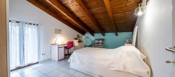 4 bedrooms Villa in Quattro Castella, Italy No. 337852 45