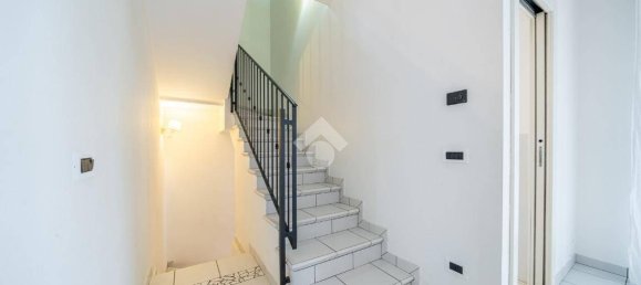 4 bedrooms Villa in Quattro Castella, Italy No. 337852 39