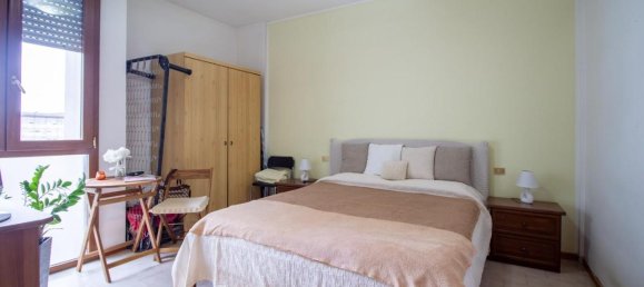 3 rooms Apartment in Pisa, Italy No. 38016 13