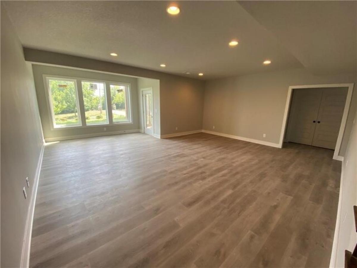 Дом с 4 спальнями в Питсберг, США № 374935