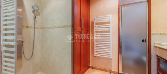 4 bedrooms House in El Boalo, Spain No. 191466 10