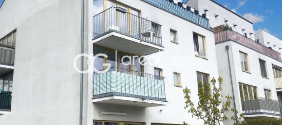 Bâtiment à Oberhavel, Germany 2707m² No. 243645 2