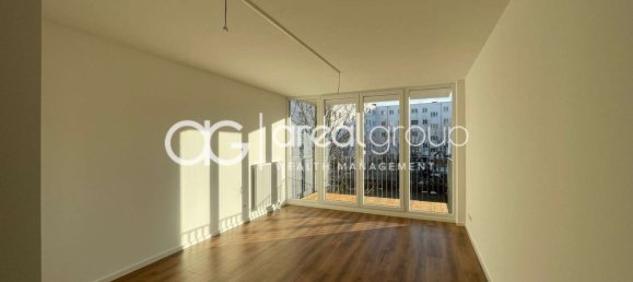 Bâtiment à Oberhavel, Germany 2707m² No. 243645 4