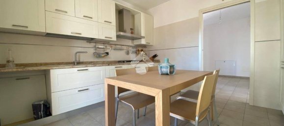 3 bedrooms Apartment in Cassola, Italy No. 80213 9