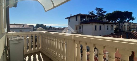 3 bedrooms Apartment in Cassola, Italy No. 80213 10