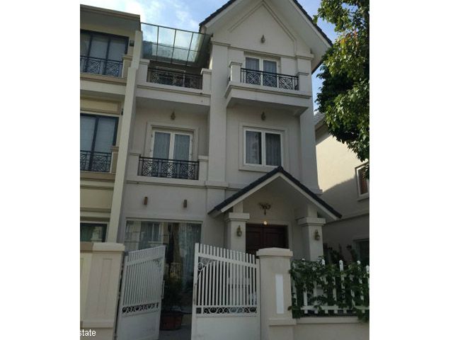 4 bedrooms Villa in Long Bien, Vietnam No. 3598