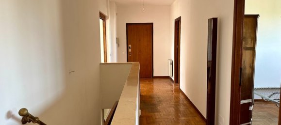 5 bedrooms Duplex in Rome, Italy No. 377556 10