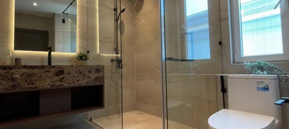 5 bedrooms Villa in Pattaya, Thailand No. 5840 19