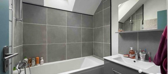 Дом с 4 спальнями в Монне, Франция № 53327 10