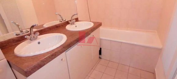Apartamento de 2 dormitorios en Vanves, France No. 175052 7