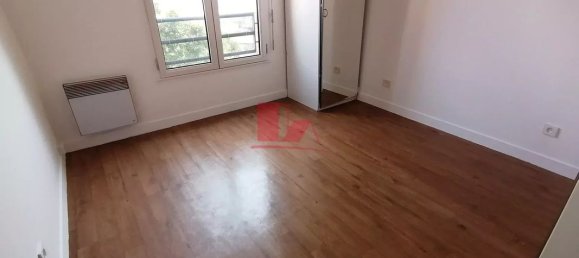 Apartamento de 2 dormitorios en Vanves, France No. 175052 9