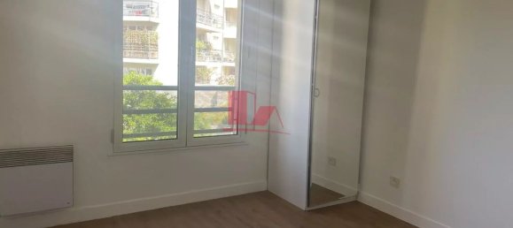 Apartamento de 2 dormitorios en Vanves, France No. 175052 4