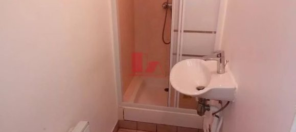 Apartamento de 2 dormitorios en Vanves, France No. 175052 6