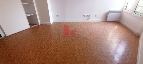 Apartamento de 2 dormitorios en Vanves, France No. 175052 8