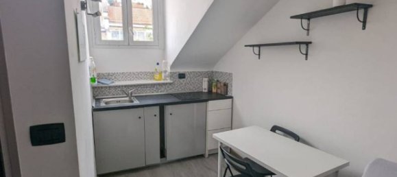1 bedroom Apartment in Turin, Italy No. 336663 8
