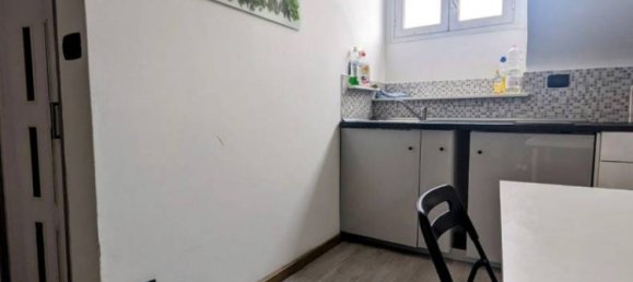 1 bedroom Apartment in Turin, Italy No. 336663 6