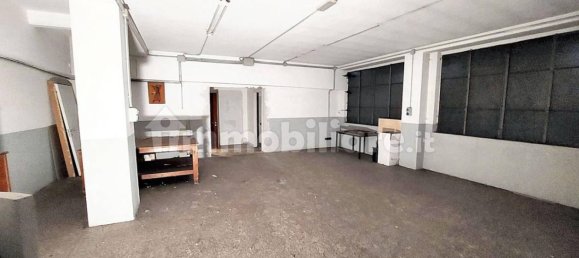 Офис 116м² в Галларате, Италия № 317760 8