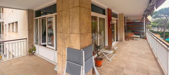 4 bedrooms Apartment in Barcelona, Spain No. 16828 8