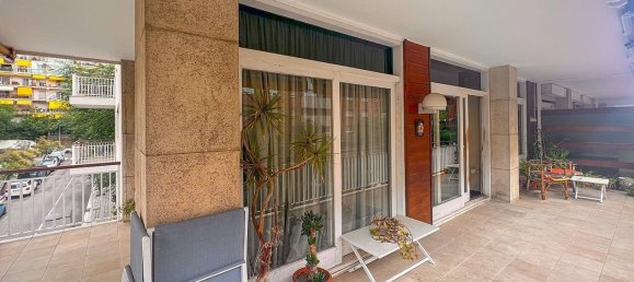 4 bedrooms Apartment in Barcelona, Spain No. 16828 6