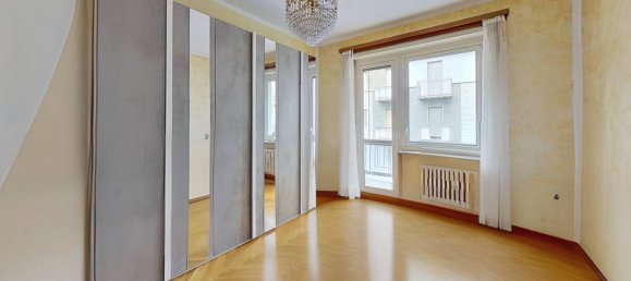 2 bedrooms Apartment in Turin, Italy No. 10500 12