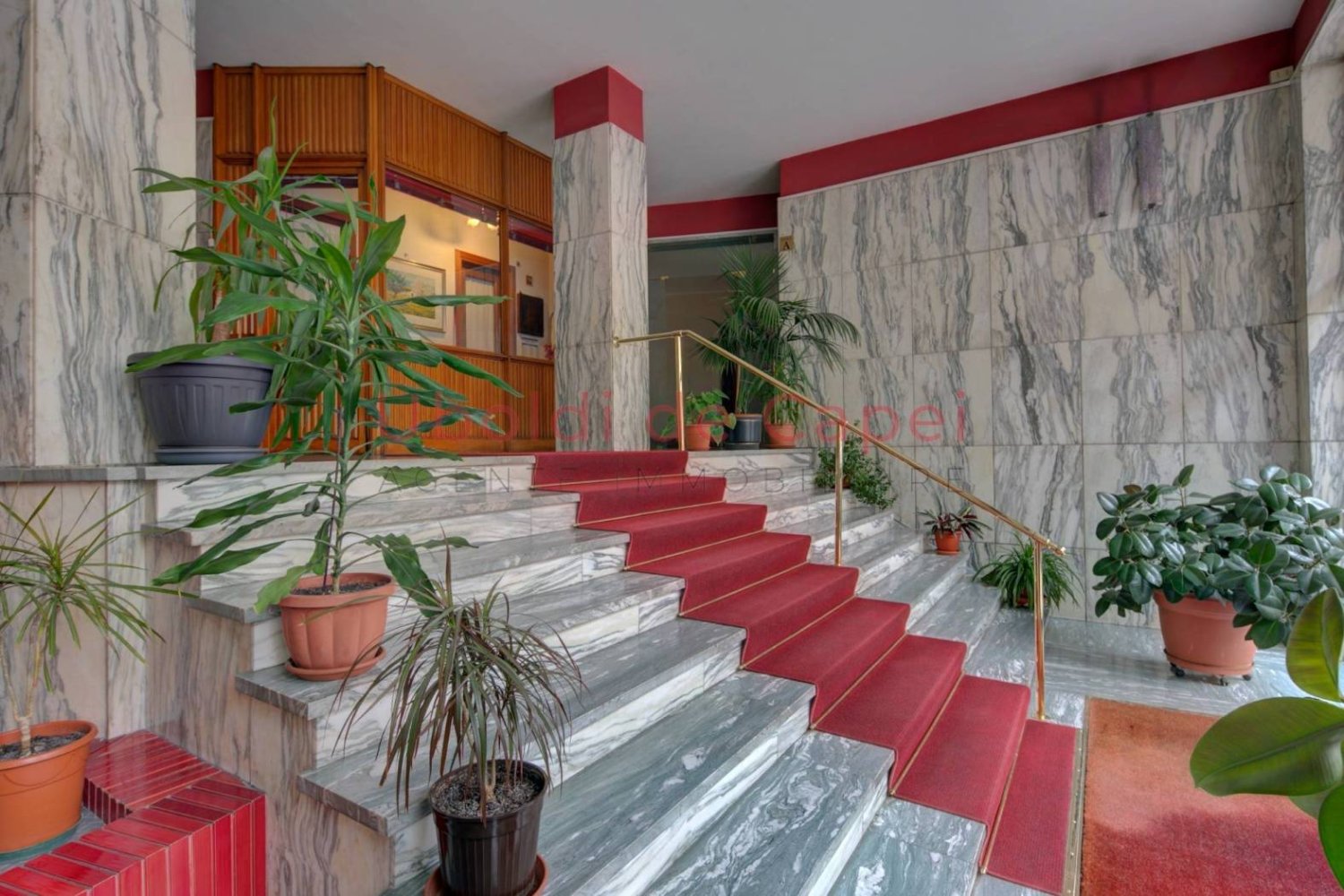 2 bedrooms Apartment in Turin, Italy No. 10500