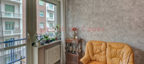 2 bedrooms Apartment in Turin, Italy No. 10500 8