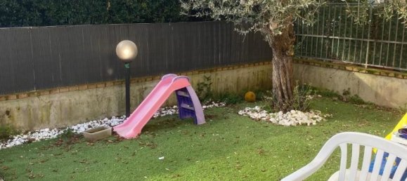 4 rooms Apartment in Massa, Italy No. 48653 10