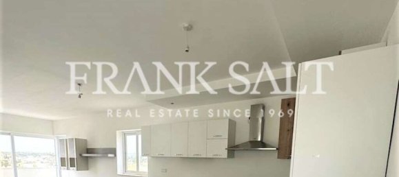 Ático de 3 dormitorios en Balzan, Malta No. 8371 2