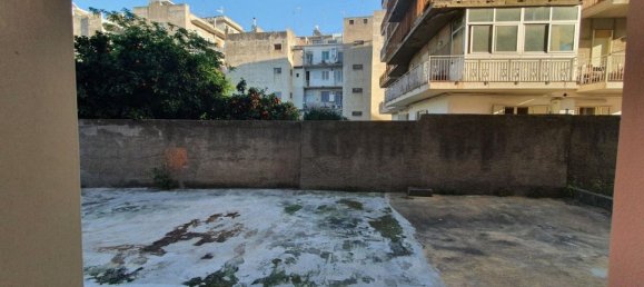 Квартира с 4 комнатами в Барчеллона Поццо ди Готто, Италия № 151470 8