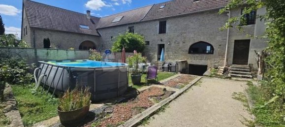 Moradia em banda T3 em Jura, France N.º 302915 5