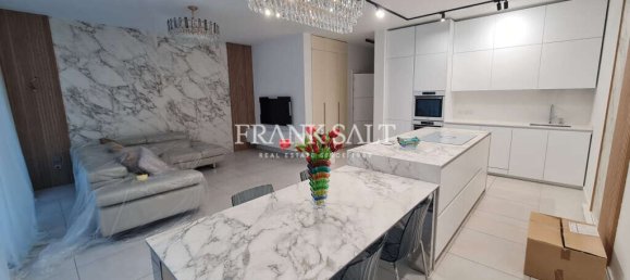 Apartamento de 3 dormitorios en Sliema, Malta No. 10003 2