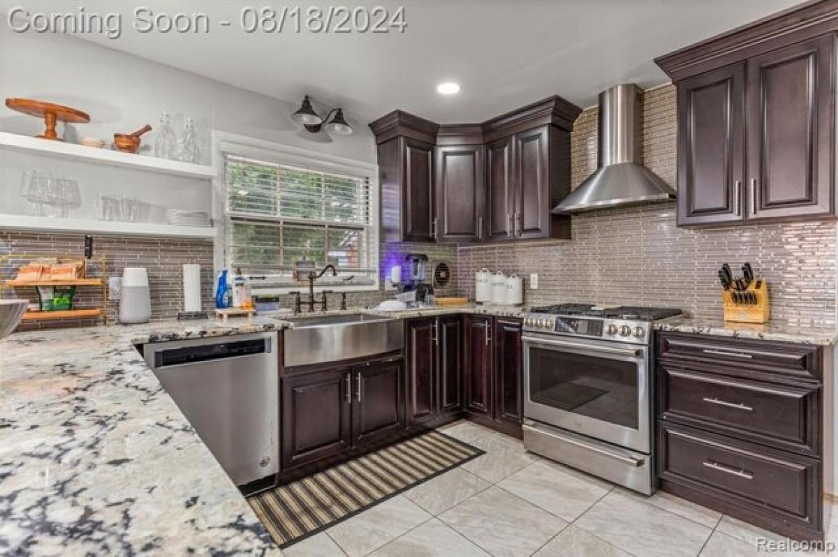 3 Schlafzimmer Haus in Dearborn, USA, Nr. 402488