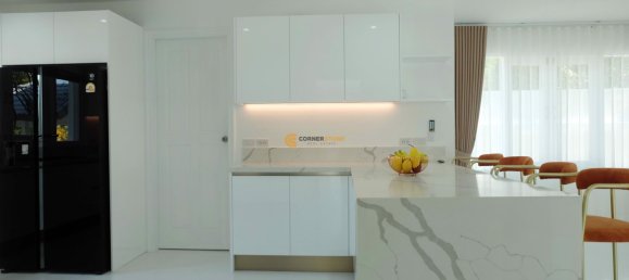 608m² House in Bang Sare, Thailand No. 26329 14