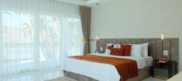 608m² House in Bang Sare, Thailand No. 26329 29