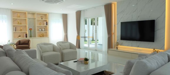 608m² House in Bang Sare, Thailand No. 26329 25