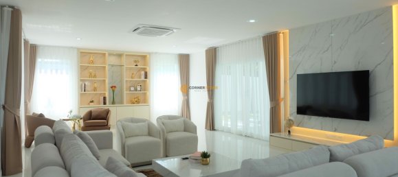 608m² House in Bang Sare, Thailand No. 26329 21