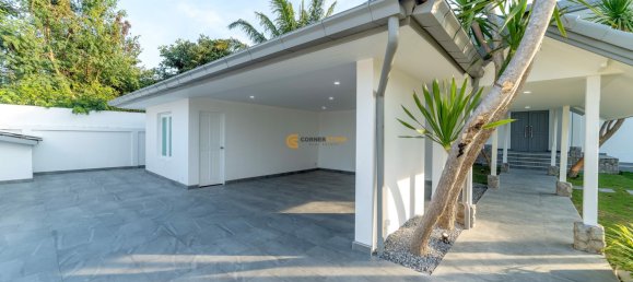 608m² House in Bang Sare, Thailand No. 26329 7