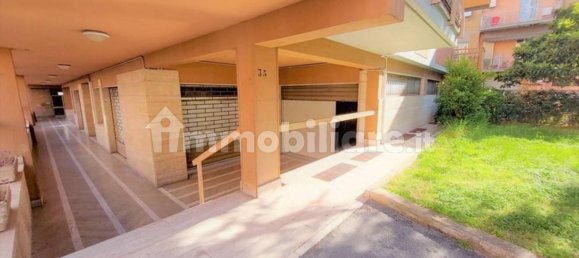 231m² Commercial property in Ascoli Piceno, Italy No. 315780 5