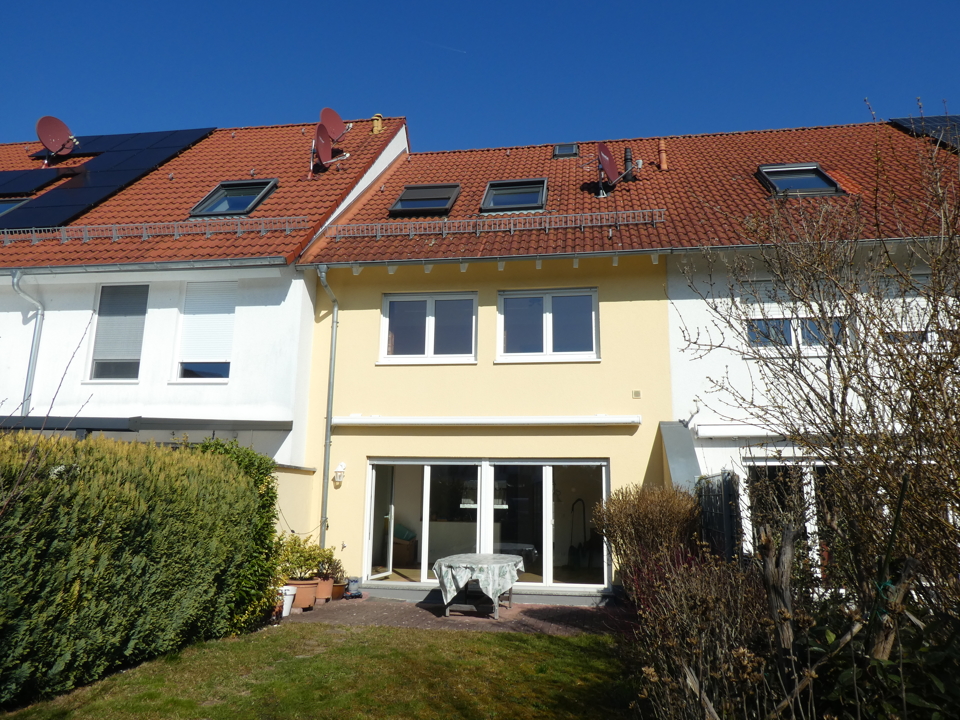 3 غرف نوم تاون هاوس في Raunheim, Germany رقم 31115