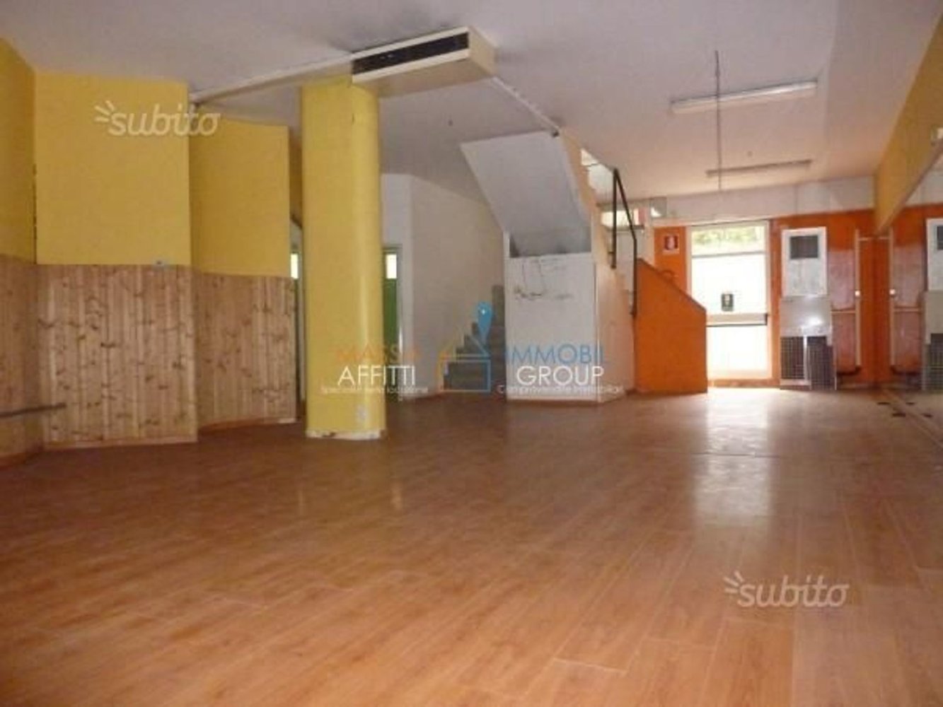 315m² Commercial property in Massa, Italy No. 39671