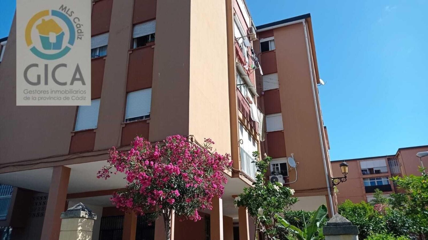 3 bedrooms Apartment in Cadiz, Spain No. 260013