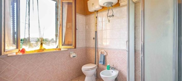 Casa de 8 dormitorios en Santa Maria a Monte, Italy No. 380637 32