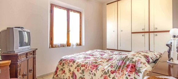 Casa de 8 dormitorios en Santa Maria a Monte, Italy No. 380637 20