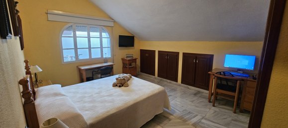 5 Schlafzimmer Penthouse in Fuengirola, Spain, Nr. 99022 3