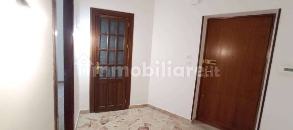 3 bedrooms Apartment in Palermo, Italy No. 46064 2